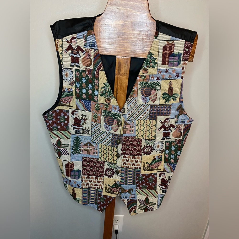 Vintage Christmas Tapestry Vest‎ - L